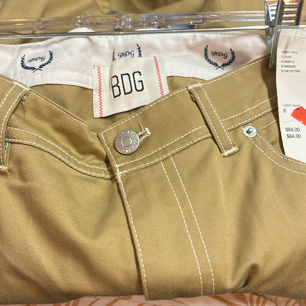 💜BDG Urban Outfitters  y2k size 6 Lia Tan Contrast Stitch Cargo Flare Pants NWT